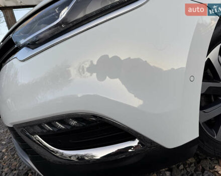 Белый Рено Эспейс, объемом двигателя 1.6 л и пробегом 154 тыс. км за 16999 $, фото 79 на Automoto.ua