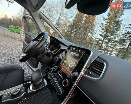 Белый Рено Эспейс, объемом двигателя 1.6 л и пробегом 154 тыс. км за 16999 $, фото 18 на Automoto.ua