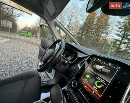 Белый Рено Эспейс, объемом двигателя 1.6 л и пробегом 154 тыс. км за 16999 $, фото 17 на Automoto.ua