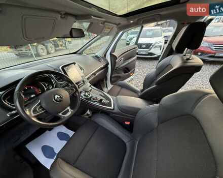 Белый Рено Эспейс, объемом двигателя 1.6 л и пробегом 154 тыс. км за 16999 $, фото 48 на Automoto.ua