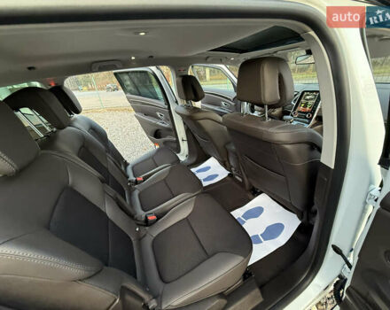 Белый Рено Эспейс, объемом двигателя 1.6 л и пробегом 154 тыс. км за 16999 $, фото 33 на Automoto.ua