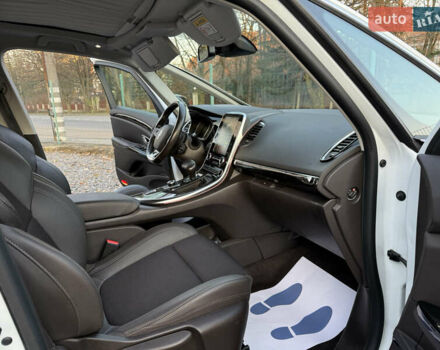 Белый Рено Эспейс, объемом двигателя 1.6 л и пробегом 154 тыс. км за 16999 $, фото 15 на Automoto.ua