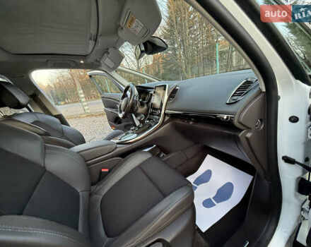 Белый Рено Эспейс, объемом двигателя 1.6 л и пробегом 154 тыс. км за 16999 $, фото 16 на Automoto.ua