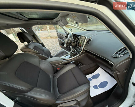 Белый Рено Эспейс, объемом двигателя 1.6 л и пробегом 154 тыс. км за 16999 $, фото 20 на Automoto.ua