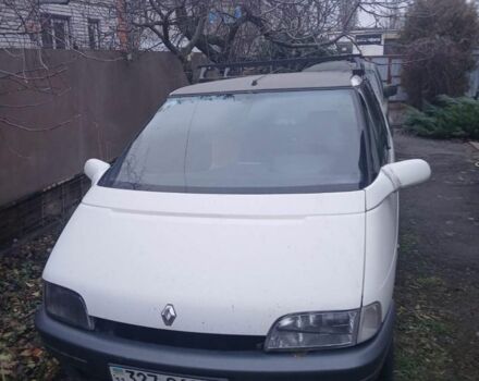 Белый Рено Эспейс, объемом двигателя 0 л и пробегом 1000 тыс. км за 1200 $, фото 1 на Automoto.ua