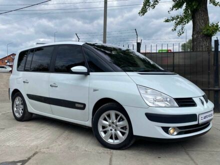 Рено Эспейс 2009 в Киеве на Automoto.ua Белый Рено Эспейс, объемом двигателя 2 л и пробегом 245 тыс. км за 7990 $, фото 1 на Automoto.ua