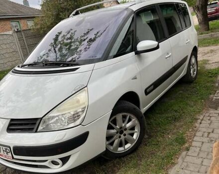 Білий Рено Еспейс, об'ємом двигуна 2 л та пробігом 268 тис. км за 8000 $, фото 1 на Automoto.ua