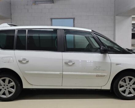 Білий Рено Еспейс, об'ємом двигуна 2 л та пробігом 260 тис. км за 8550 $, фото 1 на Automoto.ua