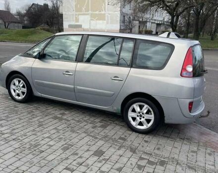 Бежевый Рено Эспейс, объемом двигателя 2 л и пробегом 158 тыс. км за 6500 $, фото 4 на Automoto.ua