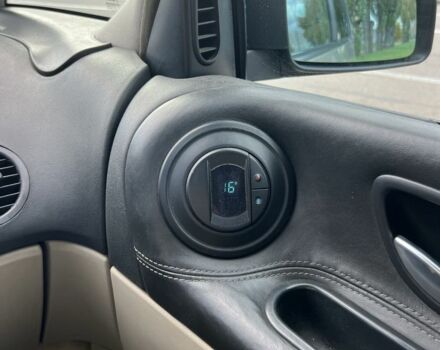 Бежевый Рено Эспейс, объемом двигателя 2.2 л и пробегом 320 тыс. км за 4500 $, фото 23 на Automoto.ua