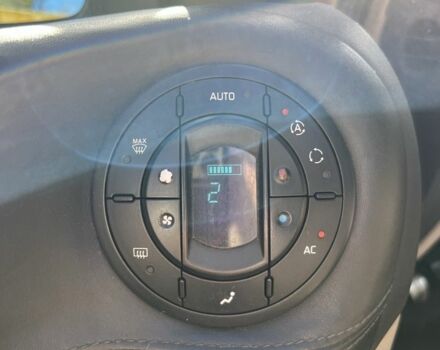 Бежевый Рено Эспейс, объемом двигателя 2.2 л и пробегом 320 тыс. км за 4500 $, фото 10 на Automoto.ua