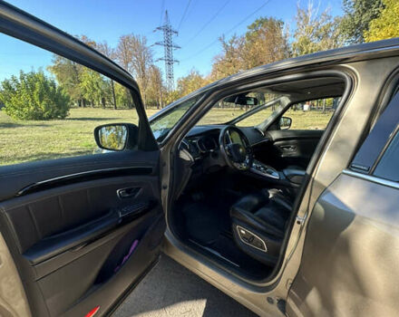 Бежевый Рено Эспейс, объемом двигателя 1.6 л и пробегом 242 тыс. км за 16000 $, фото 4 на Automoto.ua