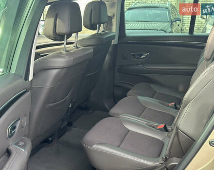 Бежевий Рено Еспейс, об'ємом двигуна 1.6 л та пробігом 211 тис. км за 15900 $, фото 15 на Automoto.ua