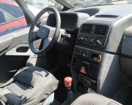 Чорний Рено Еспейс, об'ємом двигуна 0 л та пробігом 222 тис. км за 699 $, фото 8 на Automoto.ua
