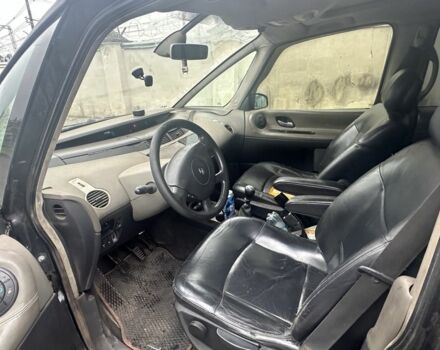 Черный Рено Эспейс, объемом двигателя 2.2 л и пробегом 275 тыс. км за 3500 $, фото 5 на Automoto.ua