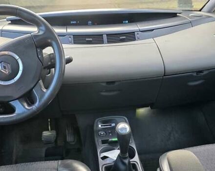 Чорний Рено Еспейс, об'ємом двигуна 2 л та пробігом 295 тис. км за 2350 $, фото 9 на Automoto.ua