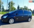 Черный Рено Эспейс, объемом двигателя 2 л и пробегом 229 тыс. км за 6999 $, фото 3 на Automoto.ua