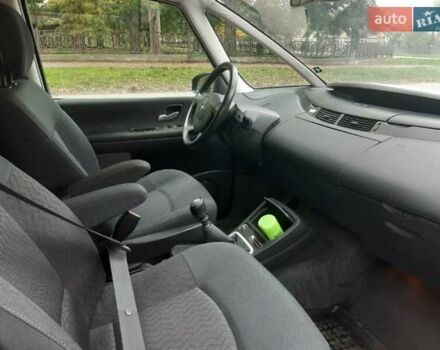 Рено Эспейс 2007 в Лубнах на Automoto.ua Черный Рено Эспейс, объемом двигателя 2 л и пробегом 240 тыс. км за 6800 $, фото 3 на Automoto.ua