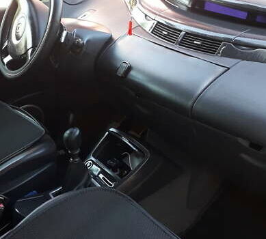 Черный Рено Эспейс, объемом двигателя 2 л и пробегом 238 тыс. км за 6600 $, фото 9 на Automoto.ua