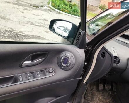 Рено Эспейс 2007 в Лубнах на Automoto.ua Черный Рено Эспейс, объемом двигателя 2 л и пробегом 240 тыс. км за 6800 $, фото 23 на Automoto.ua