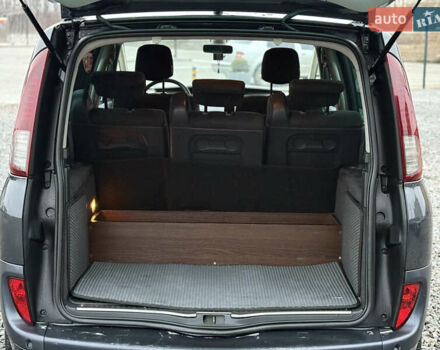 Черный Рено Эспейс, объемом двигателя 2 л и пробегом 250 тыс. км за 6950 $, фото 23 на Automoto.ua