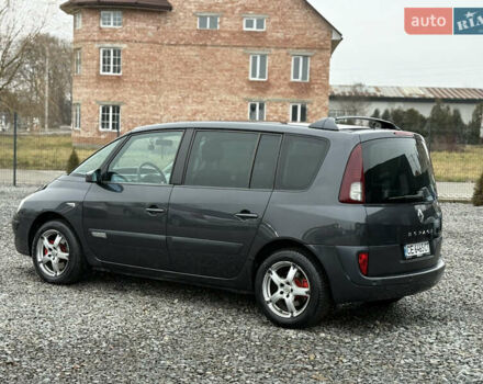 Черный Рено Эспейс, объемом двигателя 2 л и пробегом 250 тыс. км за 6950 $, фото 10 на Automoto.ua