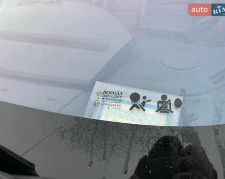 Чорний Рено Еспейс, об'ємом двигуна 2 л та пробігом 256 тис. км за 7499 $, фото 45 на Automoto.ua