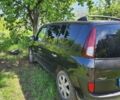 Черный Рено Эспейс, объемом двигателя 2 л и пробегом 320 тыс. км за 7100 $, фото 1 на Automoto.ua