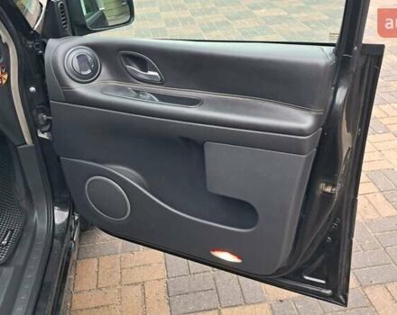 Черный Рено Эспейс, объемом двигателя 2 л и пробегом 425 тыс. км за 7800 $, фото 9 на Automoto.ua