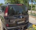 Черный Рено Эспейс, объемом двигателя 2 л и пробегом 215 тыс. км за 8500 $, фото 1 на Automoto.ua