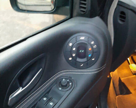 Чорний Рено Еспейс, об'ємом двигуна 2 л та пробігом 270 тис. км за 8000 $, фото 4 на Automoto.ua