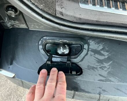 Черный Рено Эспейс, объемом двигателя 1.6 л и пробегом 307 тыс. км за 13200 $, фото 19 на Automoto.ua