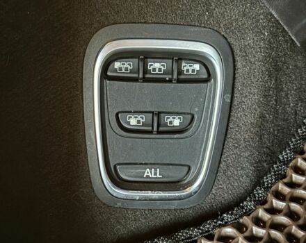 Чорний Рено Еспейс, об'ємом двигуна 1.6 л та пробігом 200 тис. км за 15900 $, фото 13 на Automoto.ua