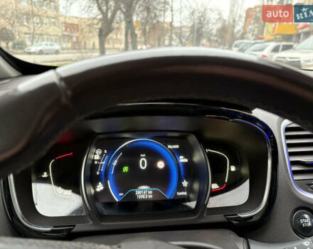 Черный Рено Эспейс, объемом двигателя 1.6 л и пробегом 280 тыс. км за 14200 $, фото 56 на Automoto.ua