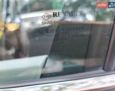 Рено Еспейс 2015 у Чернівцях на Automoto.ua Чорний Рено Еспейс, об'ємом двигуна 1.6 л та пробігом 190 тис. км за 16300 $, фото 8 на Automoto.ua