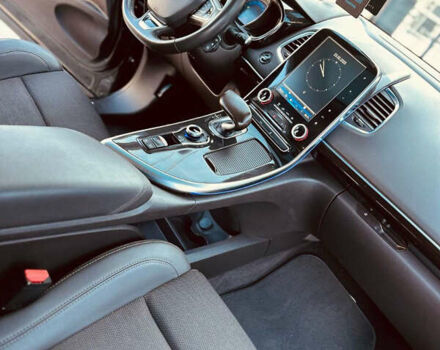 Черный Рено Эспейс, объемом двигателя 1.6 л и пробегом 173 тыс. км за 17000 $, фото 88 на Automoto.ua