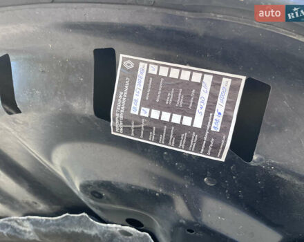 Рено Эспейс 2016 в Полтаве на Automoto.ua Черный Рено Эспейс, объемом двигателя 1.6 л и пробегом 215 тыс. км за 18950 $, фото 76 на Automoto.ua