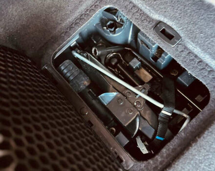 Черный Рено Эспейс, объемом двигателя 1.6 л и пробегом 173 тыс. км за 17000 $, фото 44 на Automoto.ua