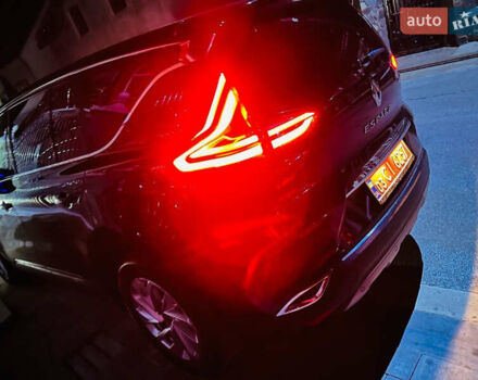 Черный Рено Эспейс, объемом двигателя 1.6 л и пробегом 173 тыс. км за 17000 $, фото 127 на Automoto.ua