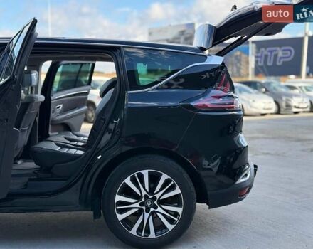 Рено Эспейс 2016 в Львове на Automoto.ua Черный Рено Эспейс, объемом двигателя 1.6 л и пробегом 262 тыс. км за 14990 $, фото 39 на Automoto.ua