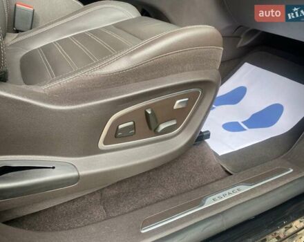Чорний Рено Еспейс, об'ємом двигуна 1.6 л та пробігом 231 тис. км за 16545 $, фото 8 на Automoto.ua