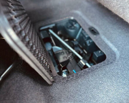 Черный Рено Эспейс, объемом двигателя 1.6 л и пробегом 173 тыс. км за 17000 $, фото 103 на Automoto.ua