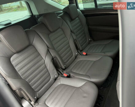 Чорний Рено Еспейс, об'ємом двигуна 1.6 л та пробігом 226 тис. км за 17299 $, фото 51 на Automoto.ua