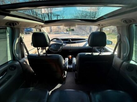 Черный Рено Эспейс, объемом двигателя 2 л и пробегом 400 тыс. км за 4600 $, фото 1 на Automoto.ua