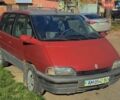 Красный Рено Эспейс, объемом двигателя 2.1 л и пробегом 382 тыс. км за 1800 $, фото 1 на Automoto.ua