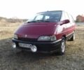 Красный Рено Эспейс, объемом двигателя 2.2 л и пробегом 300 тыс. км за 80000 $, фото 1 на Automoto.ua