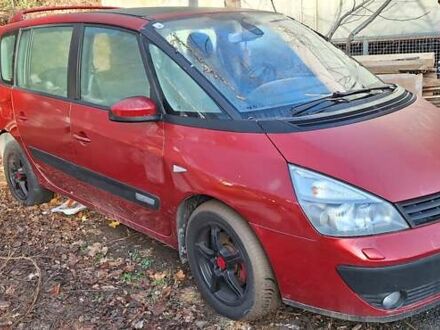 Рено Еспейс 2005 у Іршава на Automoto.ua Червоний Рено Еспейс, об'ємом двигуна 1.87 л та пробігом 190 тис. км за 2900 $, фото 1 на Automoto.ua
