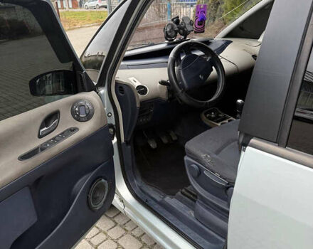 Рено Эспейс, объемом двигателя 2.2 л и пробегом 312 тыс. км за 3000 $, фото 6 на Automoto.ua