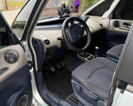 Рено Эспейс, объемом двигателя 2.2 л и пробегом 312 тыс. км за 3000 $, фото 7 на Automoto.ua