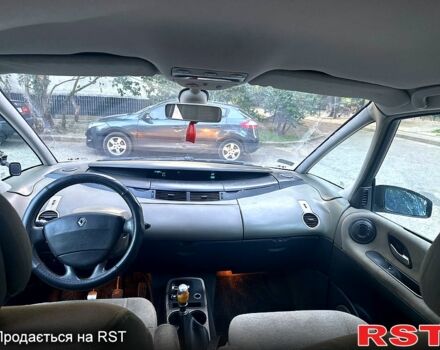 Рено Эспейс, объемом двигателя 1.9 л и пробегом 171 тыс. км за 1899 $, фото 1 на Automoto.ua